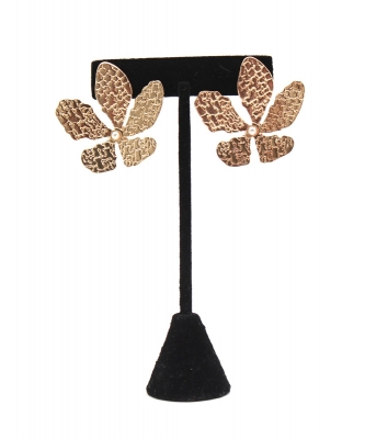 Flower Shaped Stud Earring W/ Pearl ES700098 GOLD